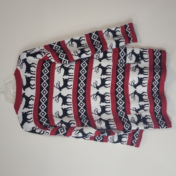 MERRY CHRISTMAS from V28 Oversized Reindeer V-neck Cardigan with Pockets - Picture 8 of 11